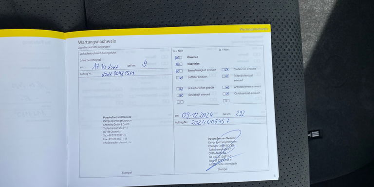 Porsche 718 Cayman GT4 RS