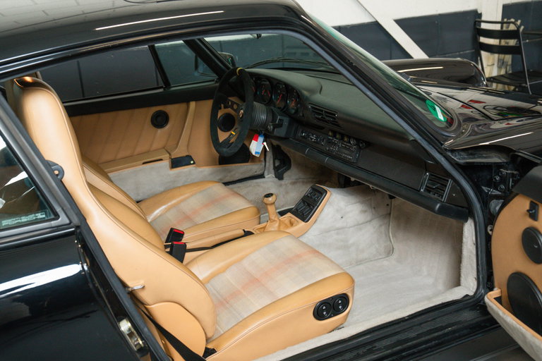 Porsche 964 Carrera 4