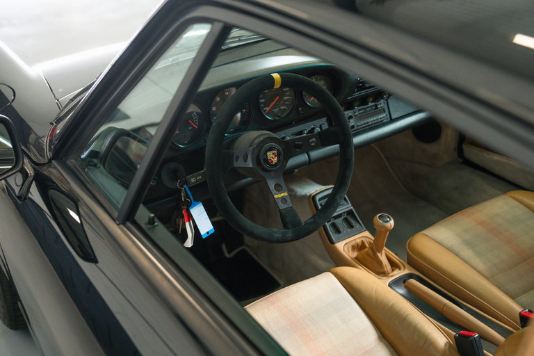 Porsche 964 Carrera 4