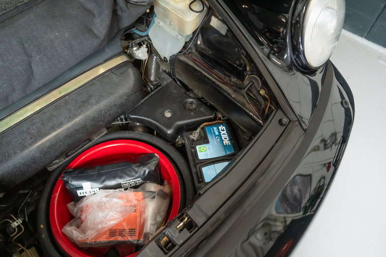 Porsche 964 Carrera 4