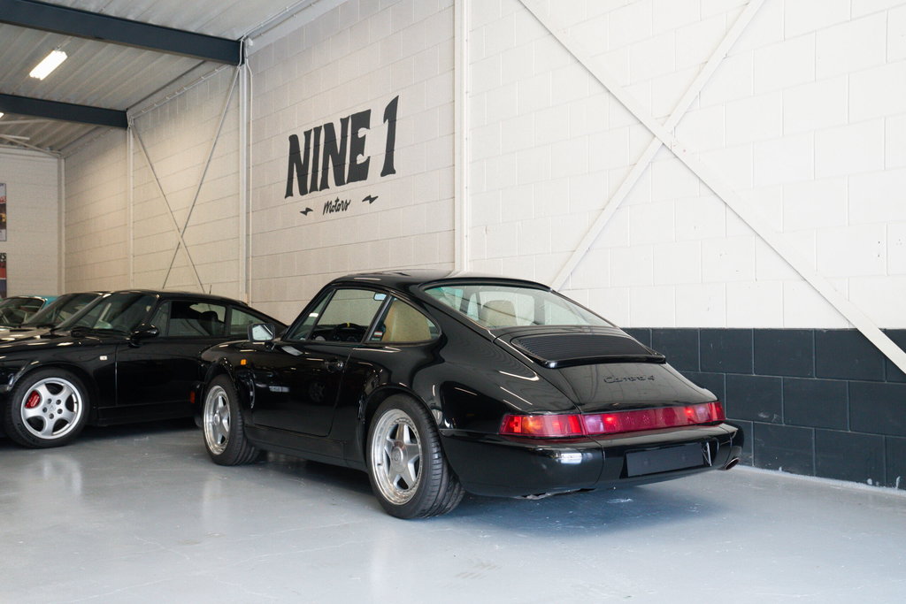 Porsche 964 Carrera 4