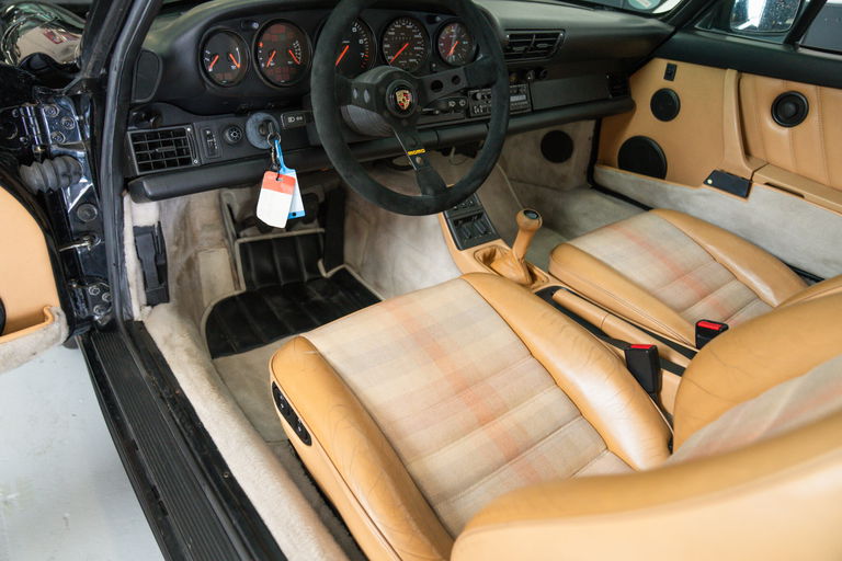 Porsche 964 Carrera 4