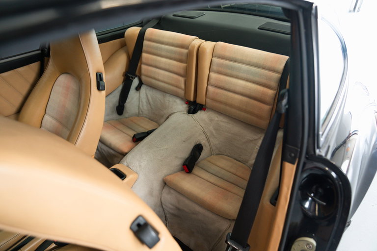 Porsche 964 Carrera 4