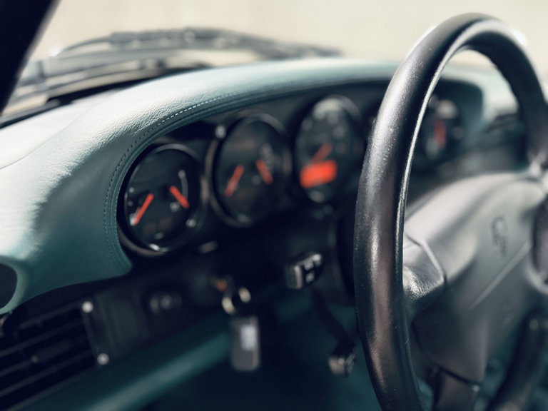 Porsche 993 Carrera 4S