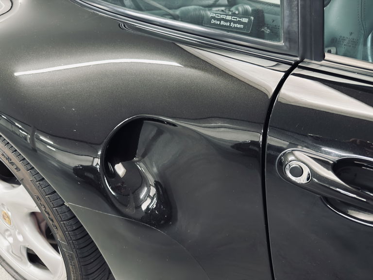 Porsche 993 Carrera 4S