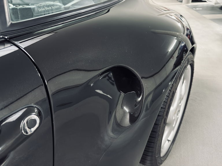 Porsche 993 Carrera 4S