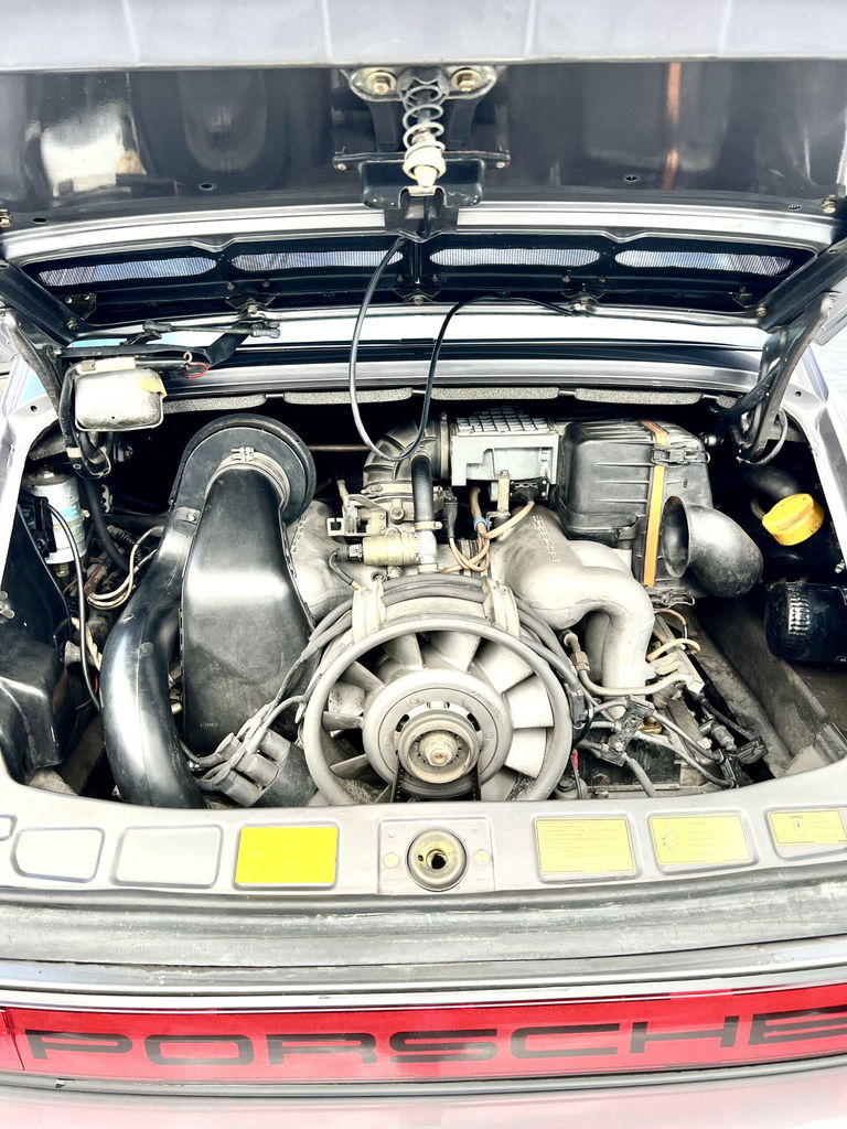 Porsche 911 Carrera 3.2