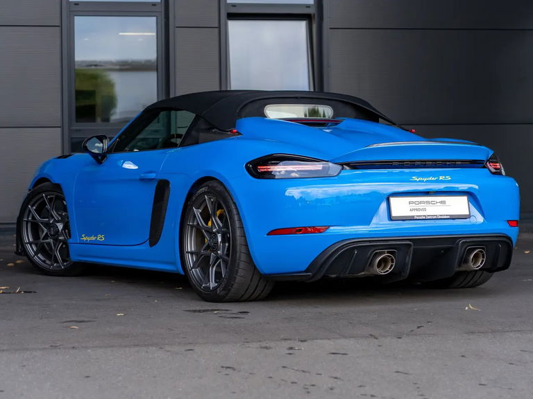 Porsche 718 Spyder RS