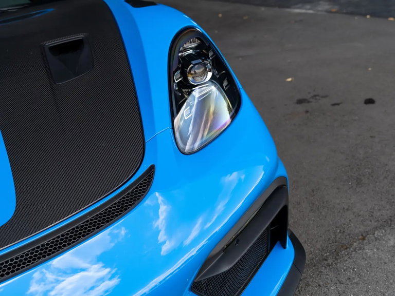 Porsche 718 Spyder RS