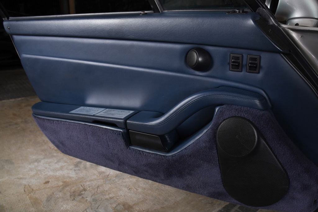 Porsche 993 Carrera 4S