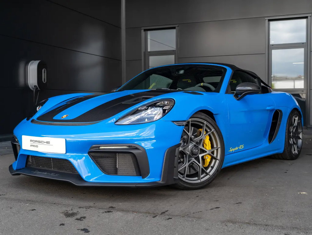 Porsche 718 Spyder RS