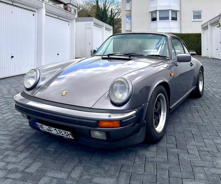 Porsche 911 Carrera 3.2