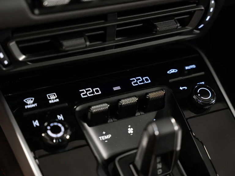 Porsche 992 Carrera 4S