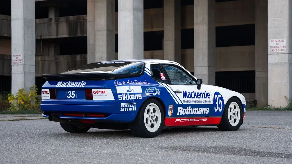 Porsche 944 Turbo Cup