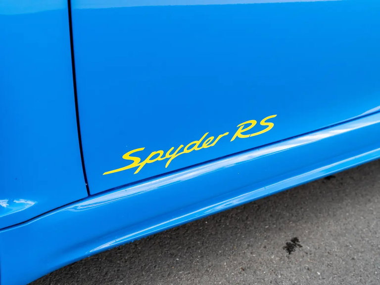 Porsche 718 Spyder RS