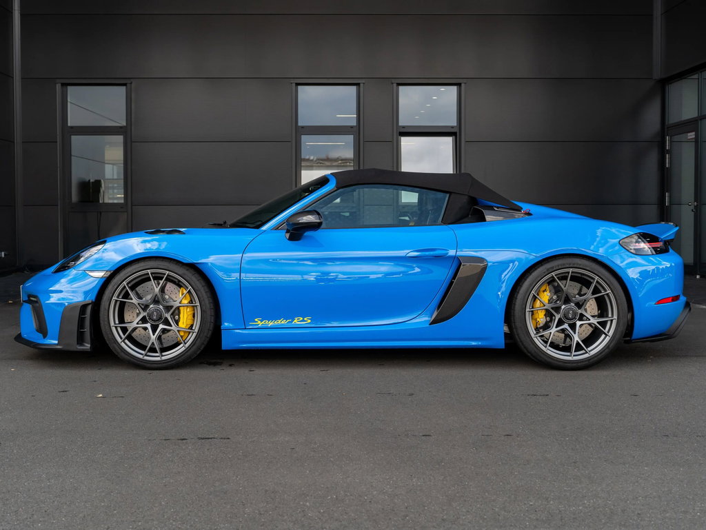 Porsche 718 Spyder RS