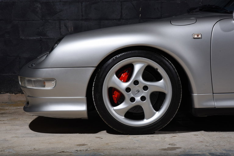 Porsche 993 Carrera 4S