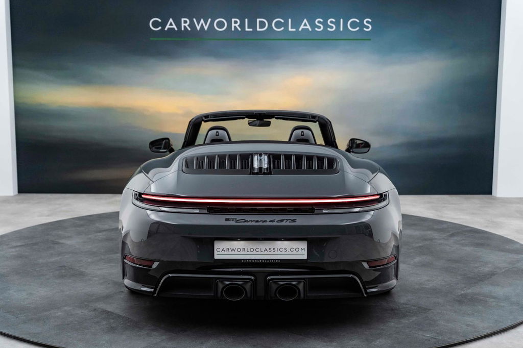 Porsche 992.2 Carrera 4 GTS