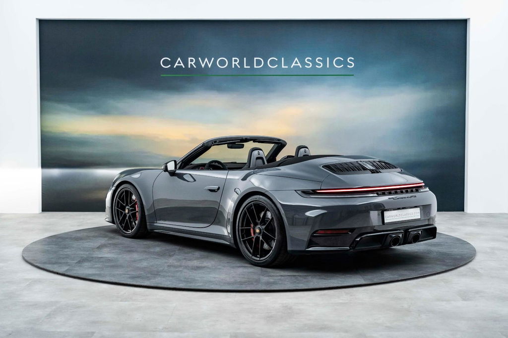 Porsche 992.2 Carrera 4 GTS