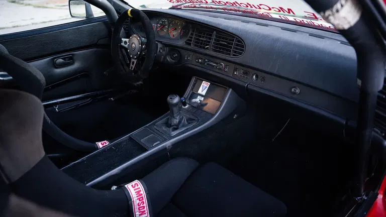 Porsche 944 Turbo Cup