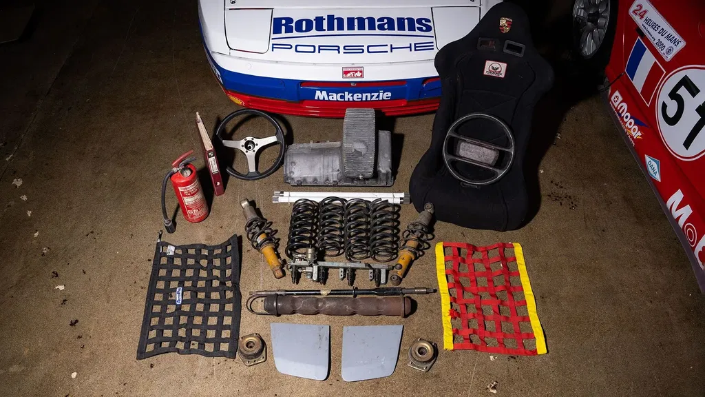 Porsche 944 Turbo Cup