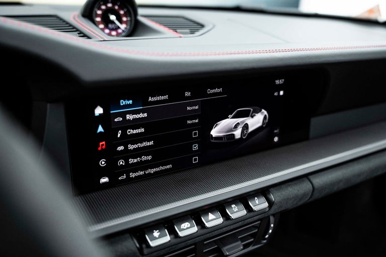 Porsche 992.2 Carrera 4 GTS