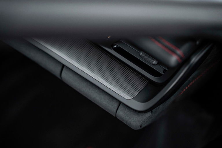 Porsche 992.2 Carrera 4 GTS