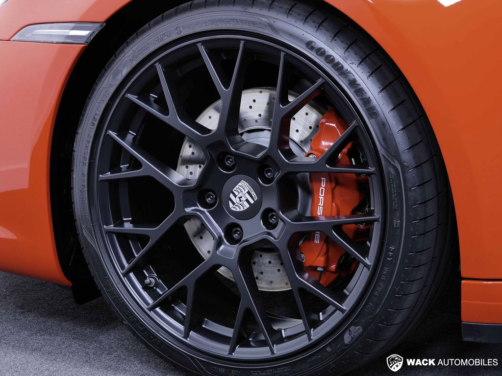 Porsche 992 Carrera S