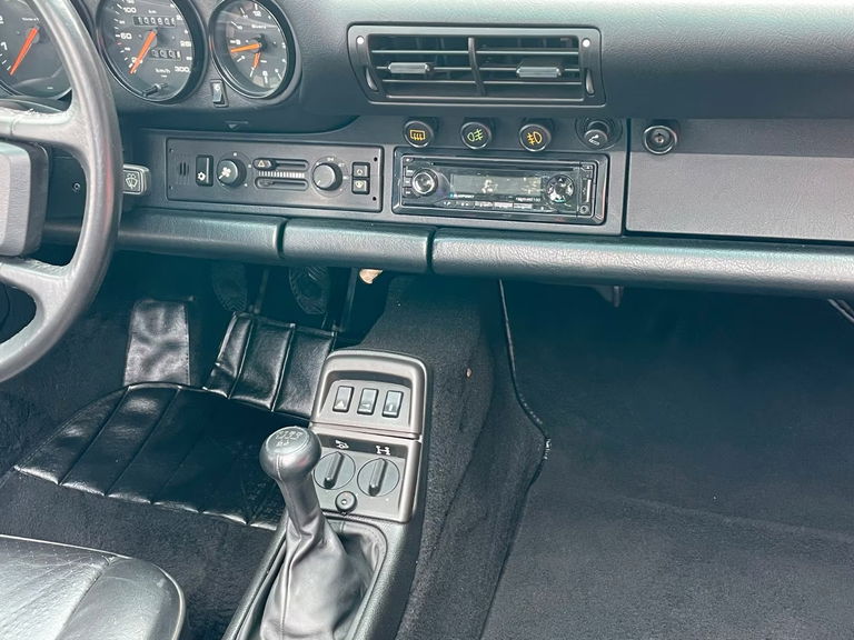 Porsche 964 Carrera 4