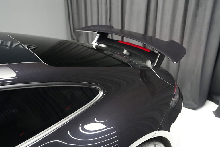 Porsche 992 Carrera 4 GTS