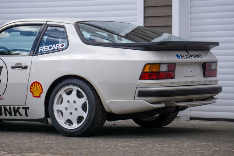 Porsche 944 Turbo Cup