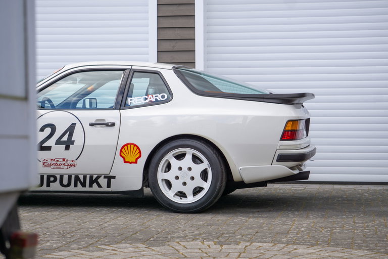 Porsche 944 Turbo Cup