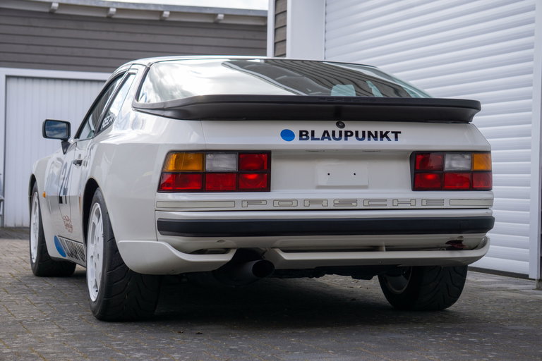 Porsche 944 Turbo Cup