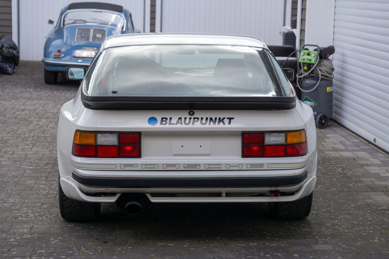 Porsche 944 Turbo Cup