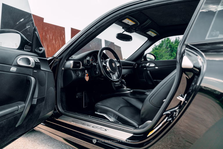 Porsche 997.2 Carrera GTS