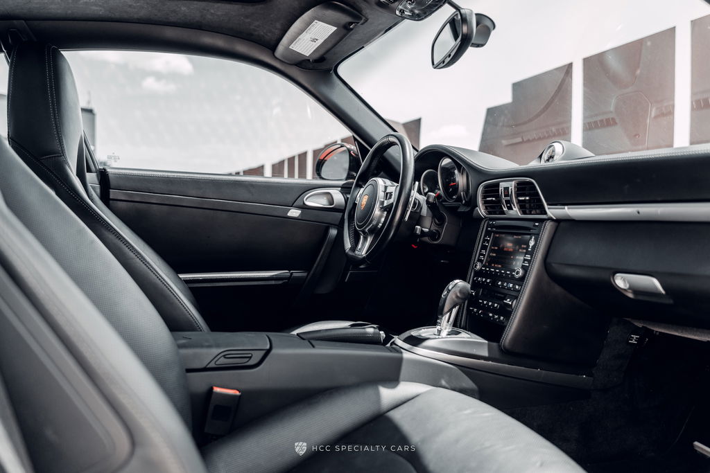 Porsche 997.2 Carrera GTS