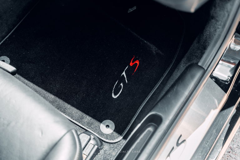 Porsche 997.2 Carrera GTS