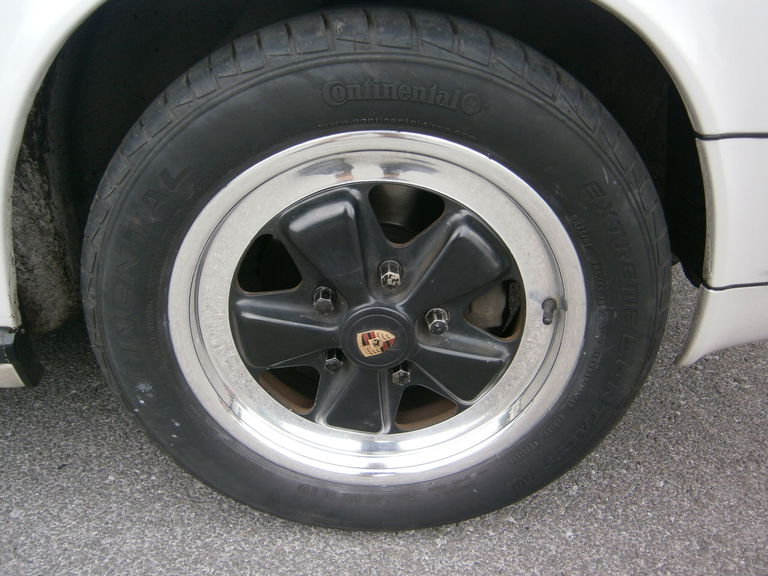 Porsche 911 Carrera 3.2 (US)