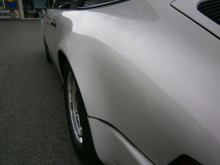 Porsche 911 Carrera 3.2 (US)