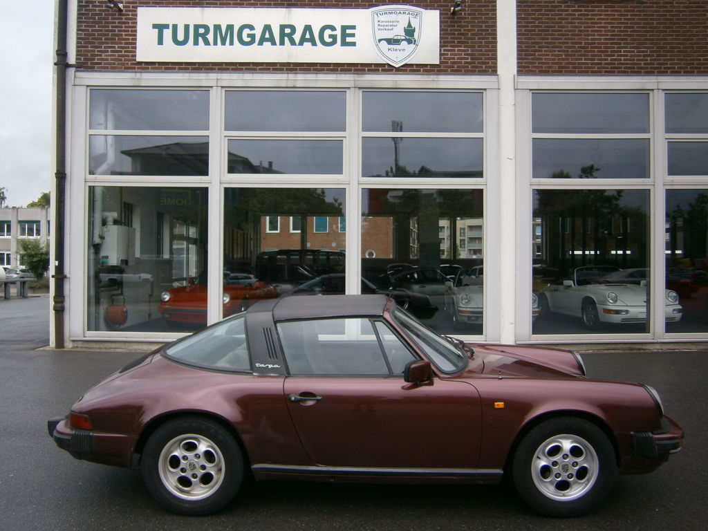 Porsche 911 Carrera 3.2