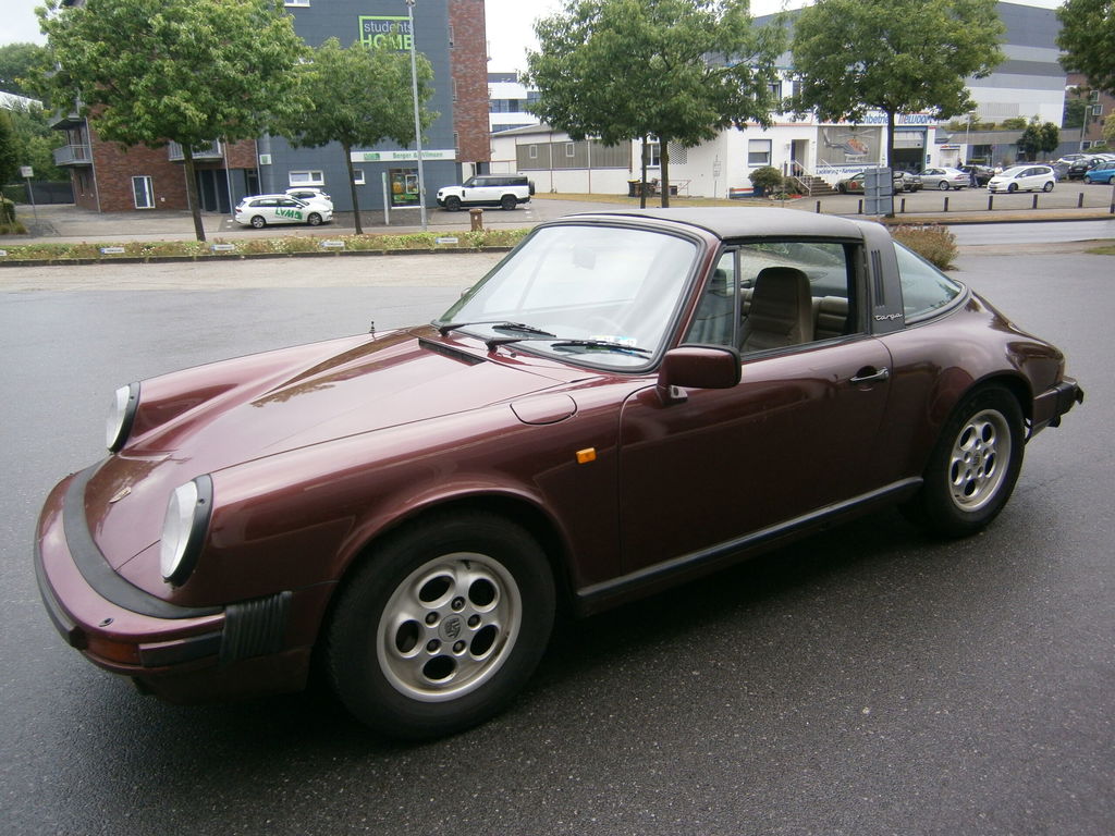 Porsche 911 Carrera 3.2