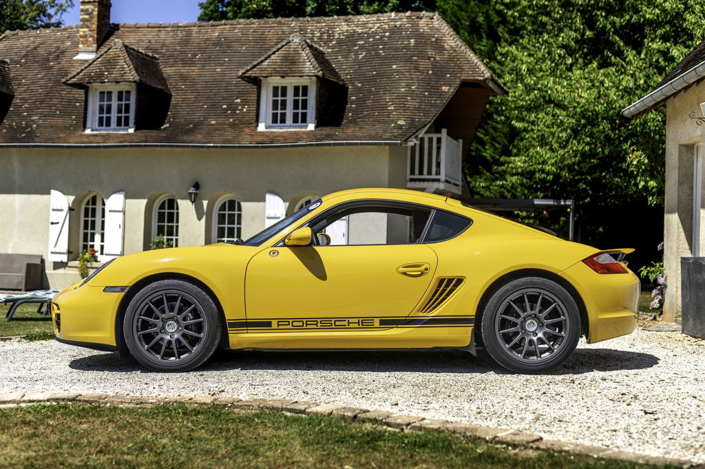 Porsche 987 Cayman