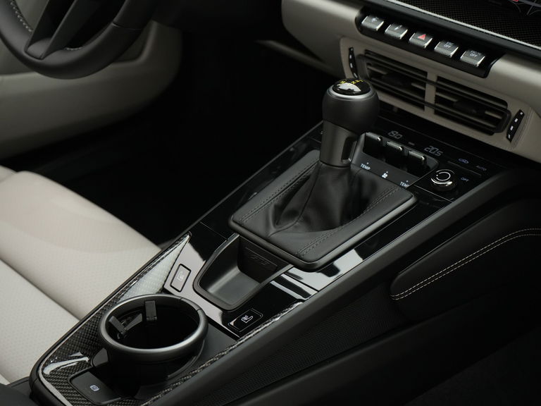 Porsche 992 GT3 Touring