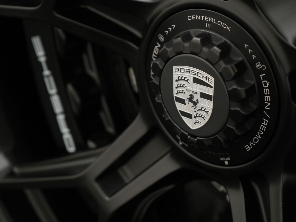 Porsche 992 GT3 Touring