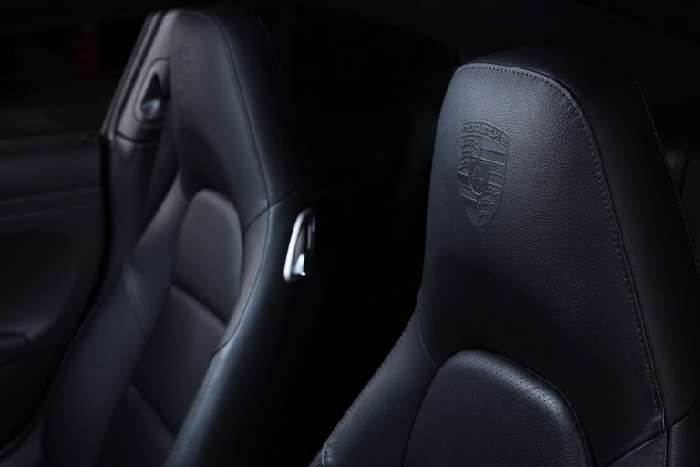 Porsche 991 Carrera 4 Black Edition