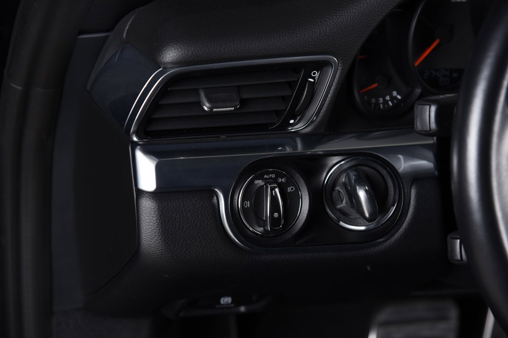 Porsche 991 Carrera 4 Black Edition