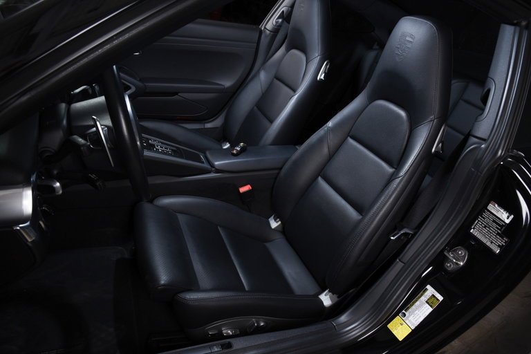 Porsche 991 Carrera 4 Black Edition