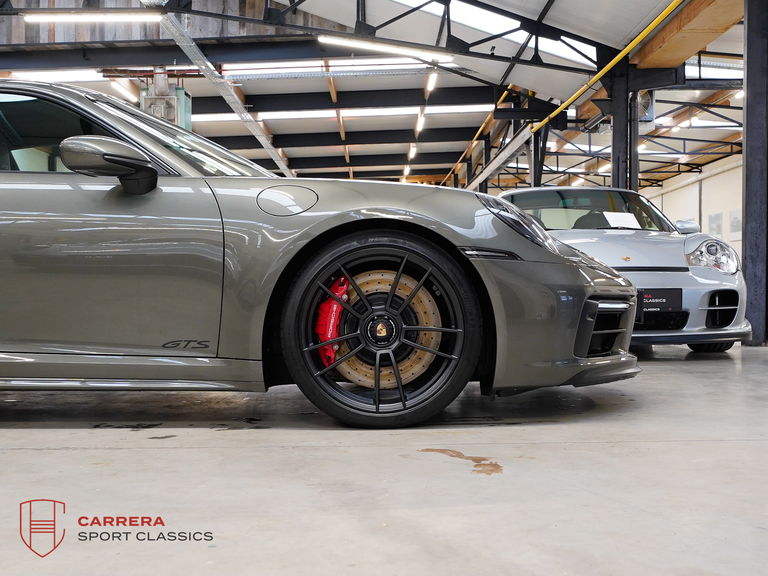 Porsche 992 Carrera GTS
