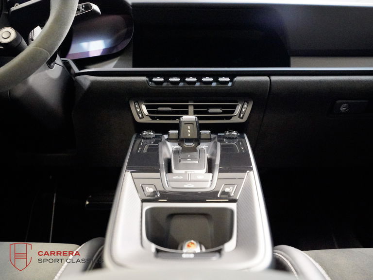 Porsche 992 Carrera GTS