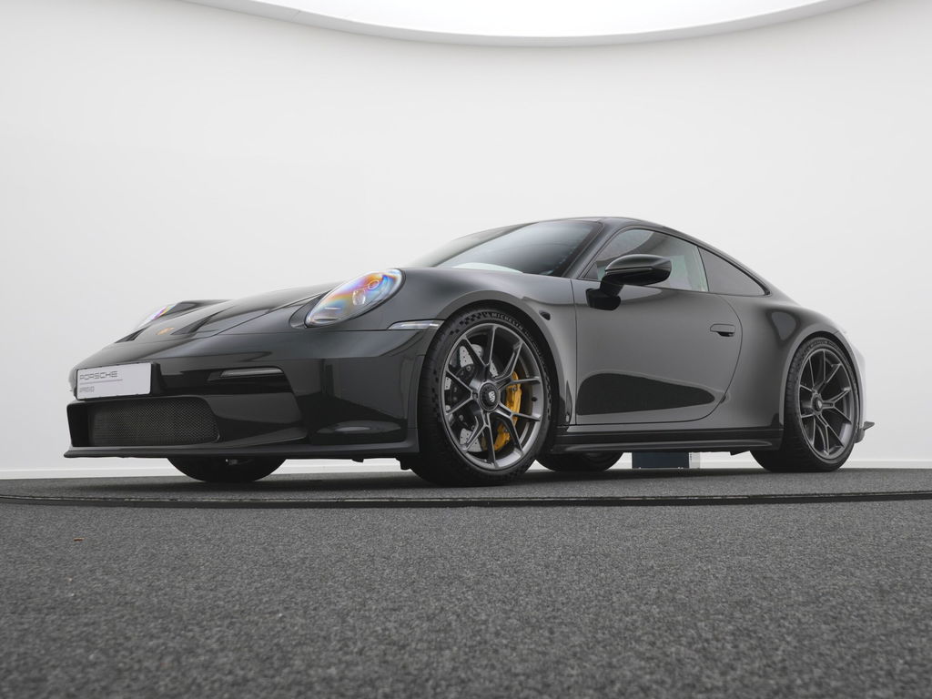 Porsche 992 GT3 Touring